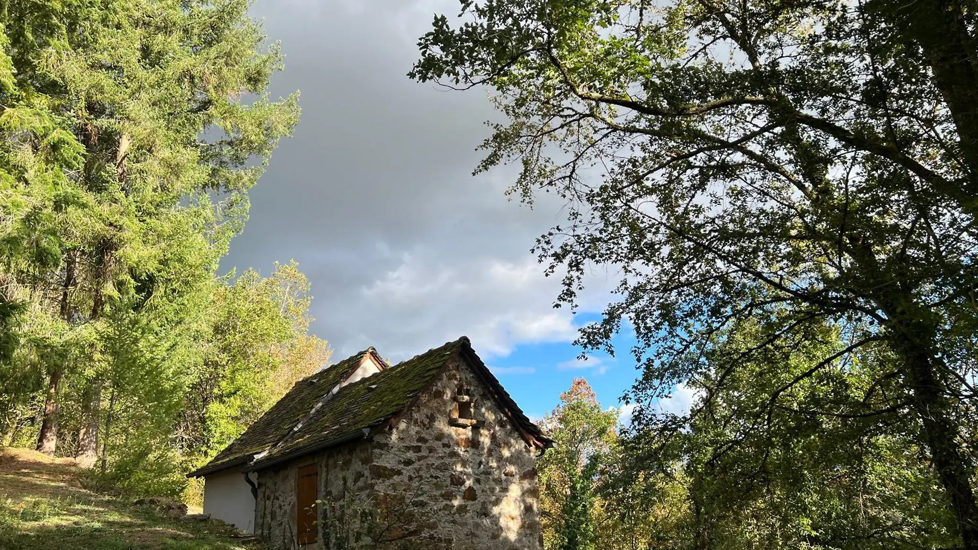 L Ecrin Des Bois Vila Sauveterre-de-Rouergue França